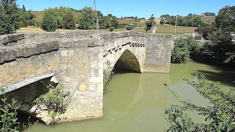 BONNE NOUVELLE – Le Vieux Pont de Pavie va enfin pouvoir rouvrir